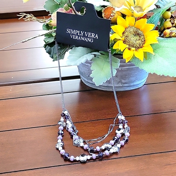 💜 VERA WANG NECKLACE - Picture 2 of 9